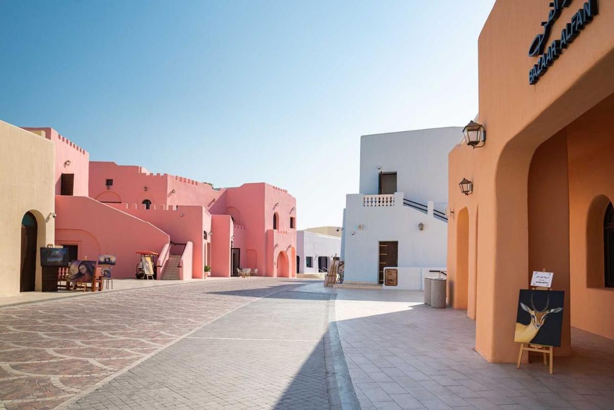 Mina Hotel And Residences By The Torch Доха Екстериор снимка Al-Qatif corniche
